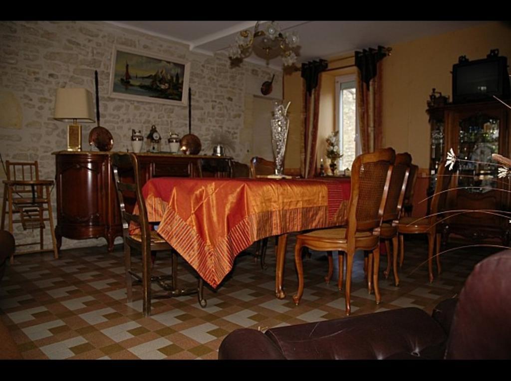 Bed and Breakfast Maryse Et Jean-Pierre Longues-sur-Mer Exterior foto