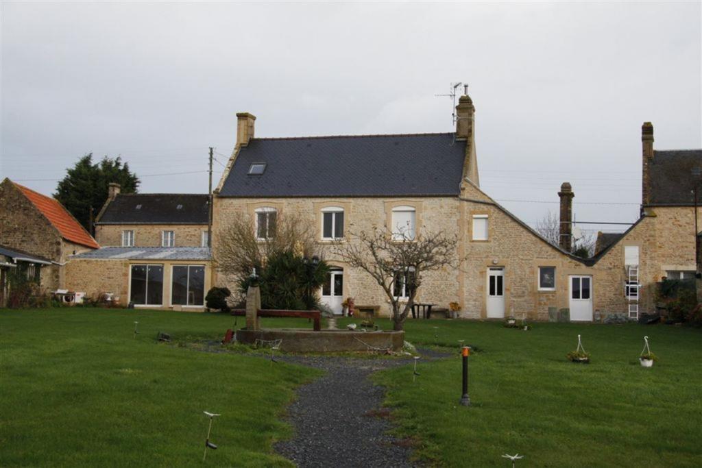 Bed and Breakfast Maryse Et Jean-Pierre Longues-sur-Mer Exterior foto